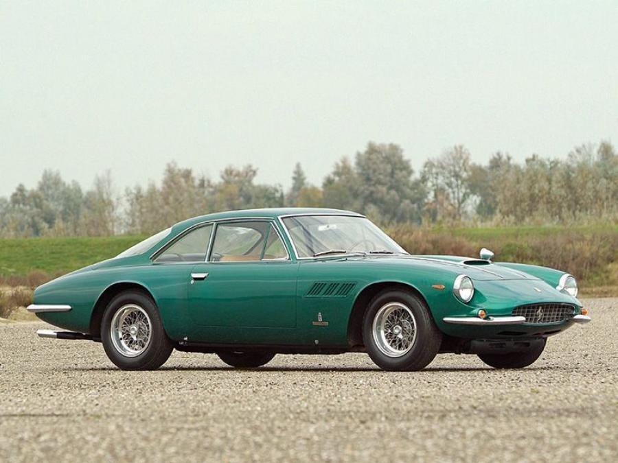  Ferrari 500 Superfast Speciale 1964 года  (фото 1 из 4)